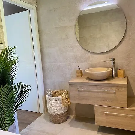 Superbe Vue Panoramique Et Piscine Exterieure Chauffee Saint-Côme-dʼOlt