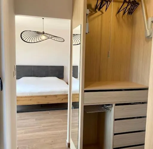 Superbe Vue Panoramique Et Piscine Exterieure Chauffee * Saint-Côme-dʼOlt