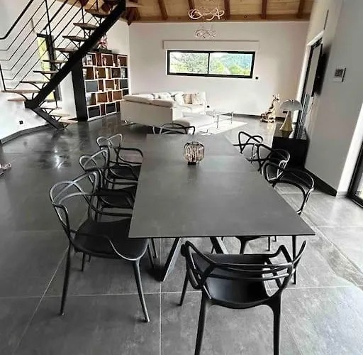 Vila Superbe Vue Panoramique Et Piscine Exterieure Chauffee *