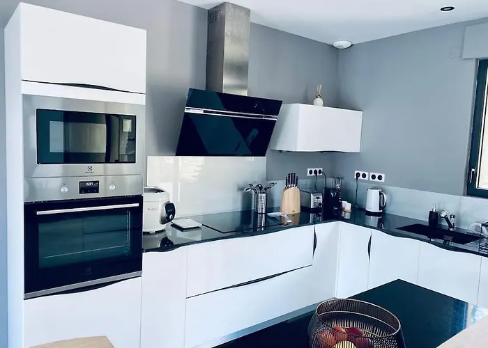 Superbe Vue Panoramique Et Piscine Exterieure Chauffee * Saint-Côme-dʼOlt