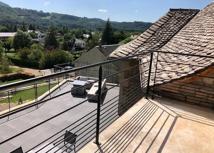 Superbe Vue Panoramique Et Piscine Exterieure Chauffee Vila