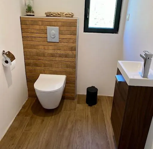 Superbe Vue Panoramique Et Piscine Exterieure Chauffee Saint-Côme-dʼOlt